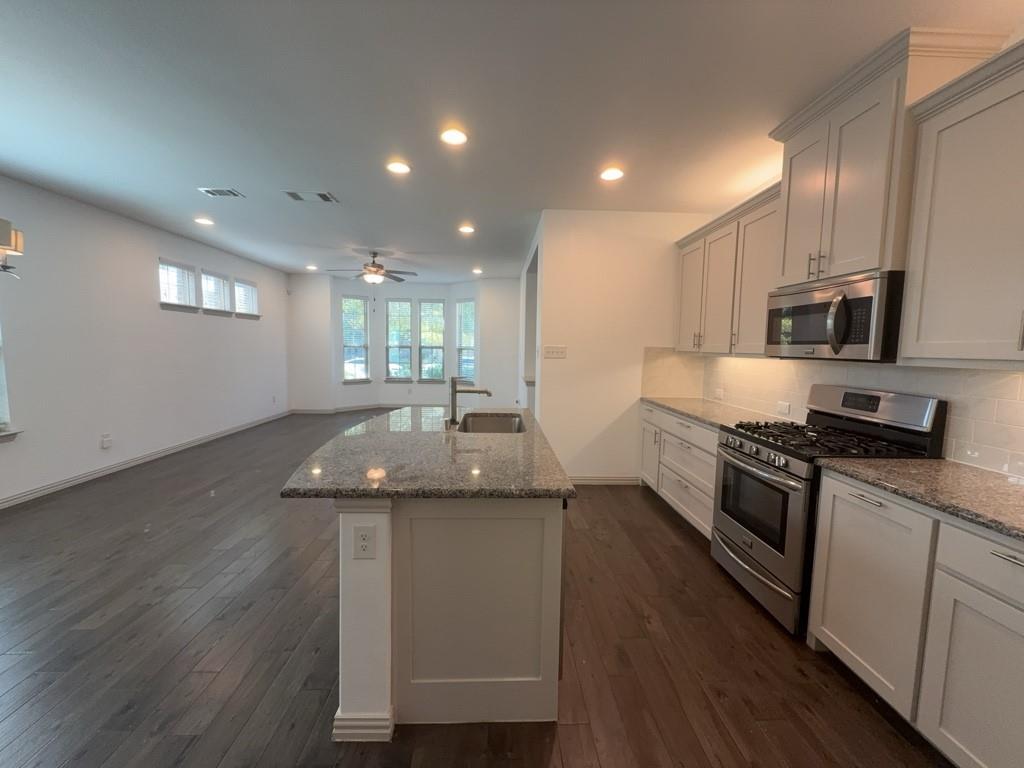 Viridian Village 10 - Residential Lease