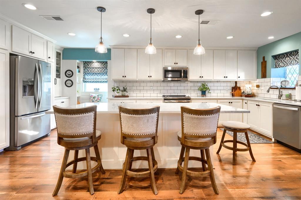 602 Country View Lane