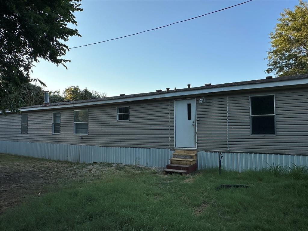 112 Pioneer Trail