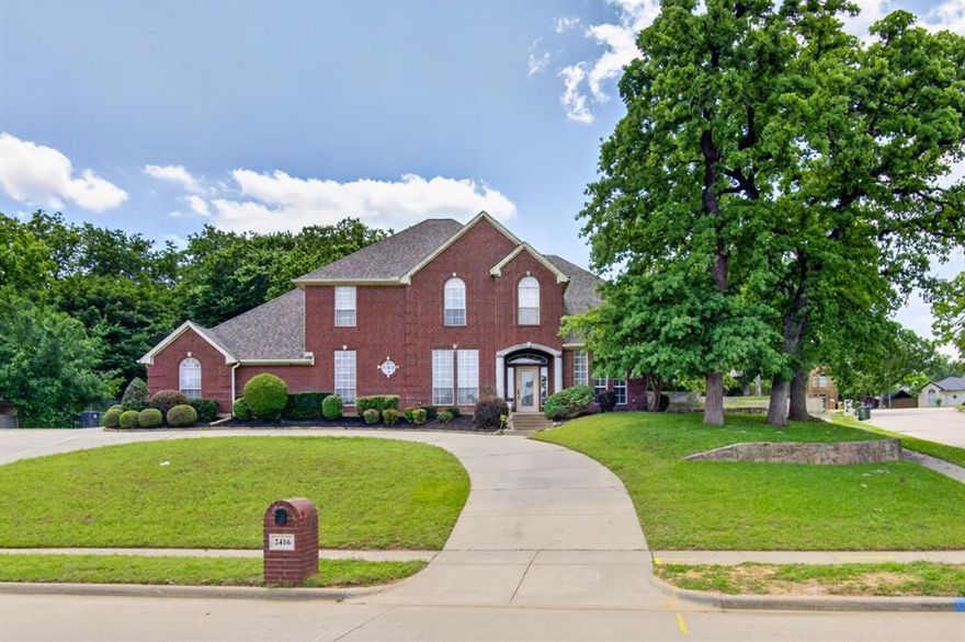 Spacious and versatile 5-bedroom, 4-bathroom home situated on a desirable corner lot, offering both privacy and curb appeal. This well-maintained property features a large circular driveway in front, providing ample parking and a grand sense of arrival.
Inside, the home is thoughtfully designed for comfort and functionality, featuring two private primary suites, including a main-level primary ideal for convenience and multi-generational living. A guest bedroom is also located on the first floor, perfect for visitors or extended stays. Upstairs, an additional primary suite offers privacy, while two secondary bedrooms are connected by a convenient Jack-and-Jill bathroom.
The home includes a dedicated dining room, ideal for hosting gatherings, along with a private prayer room providing a peaceful and intentional space for reflection. The layout offers a seamless flow between living areas, making it well-suited for both everyday living and entertaining.
Step outside to a giant backyard with endless possibilities—perfect for outdoor entertaining, recreation, or future enhancements. Generous room sizes, multiple en-suite options, and the home’s well-kept condition make this a rare opportunity combining space, flexibility, and lasting value.