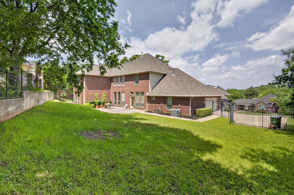ESTATES ON RUSH CREEK - Residential