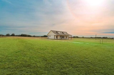 A home in Gustine