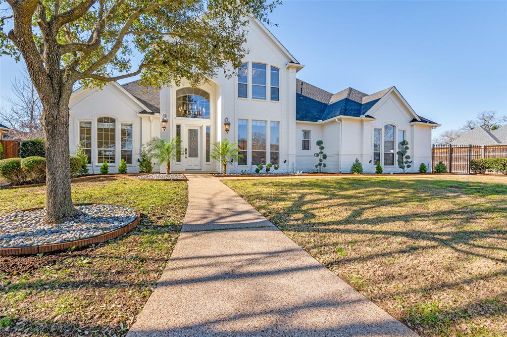 4 Trailside Court