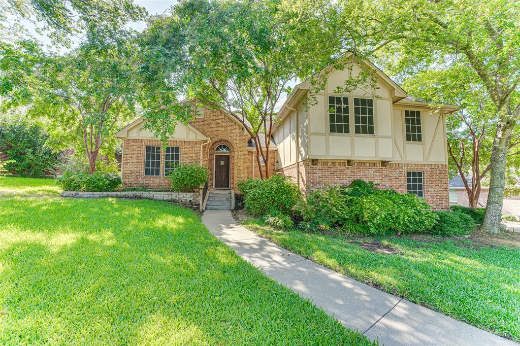 1109 Oak Creek Drive