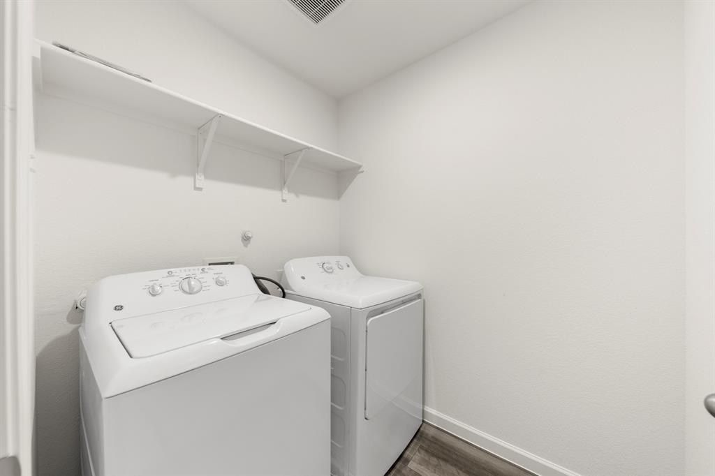 Creekview Fossil Ridge - Residential