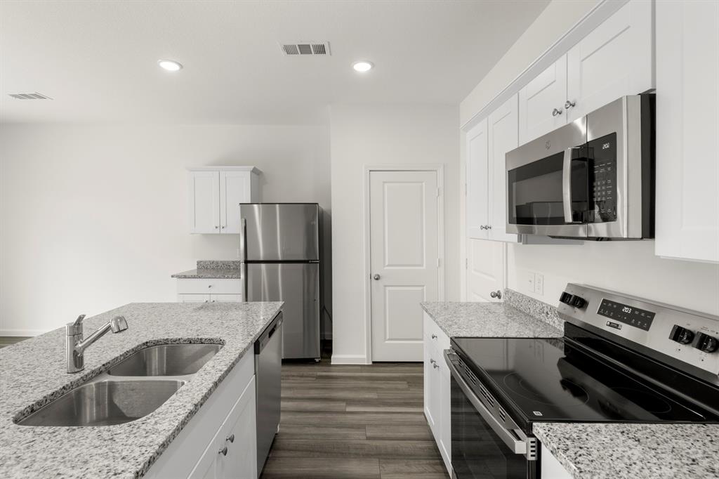 Creekview Fossil Ridge - Residential