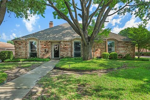 605 Hinsdale Drive Arlington TX 76006