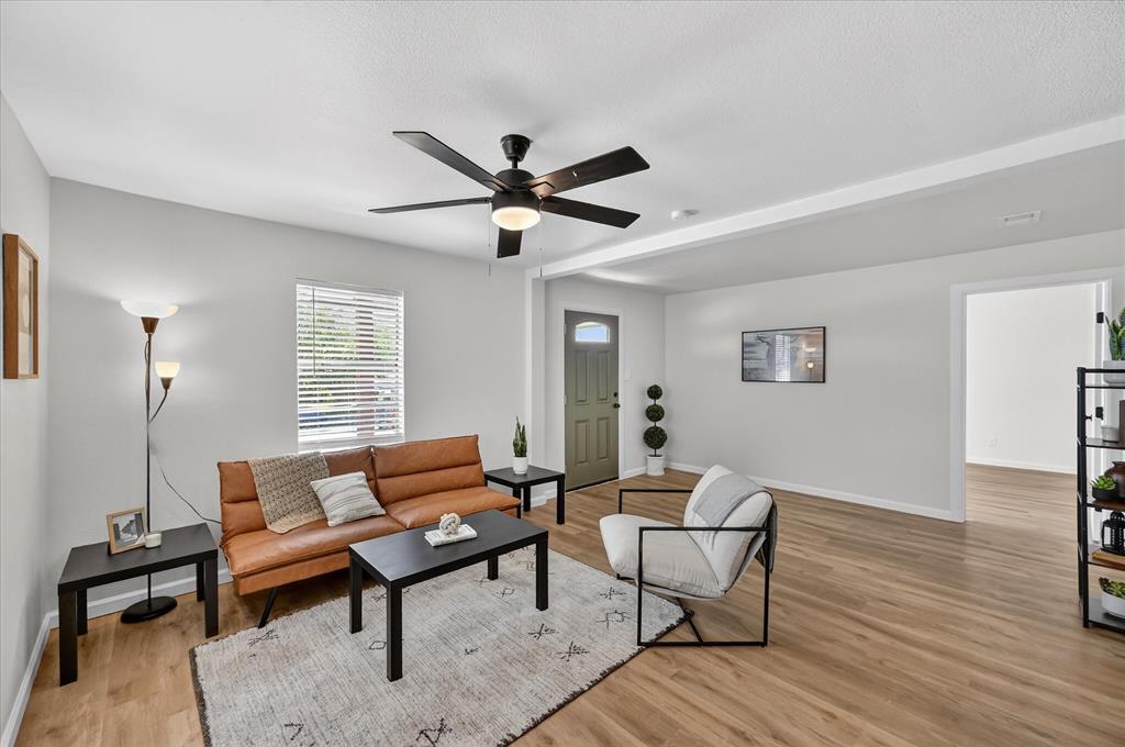 1830 San Antonio Street