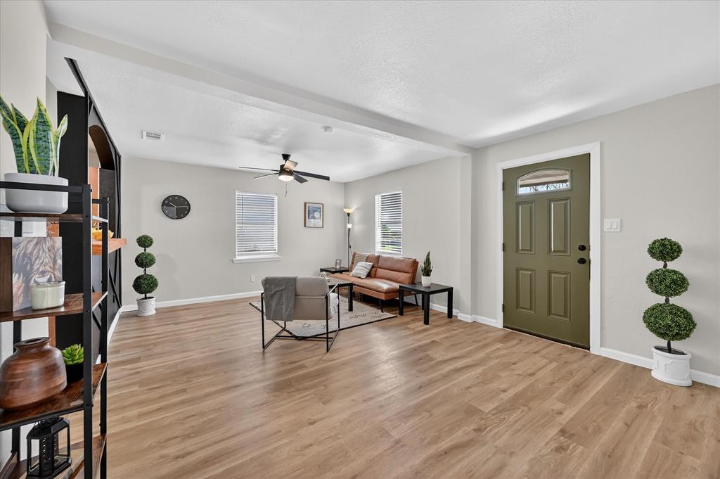 1830 San Antonio Street