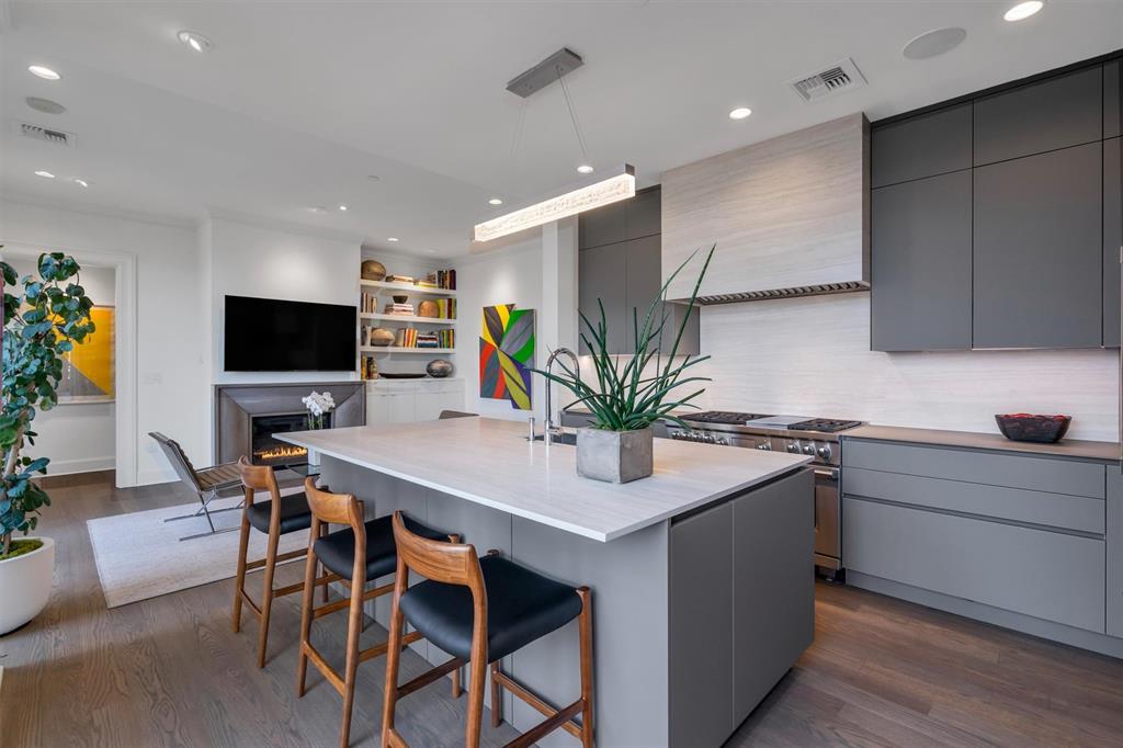 Residences Condo In Uptown - Residential