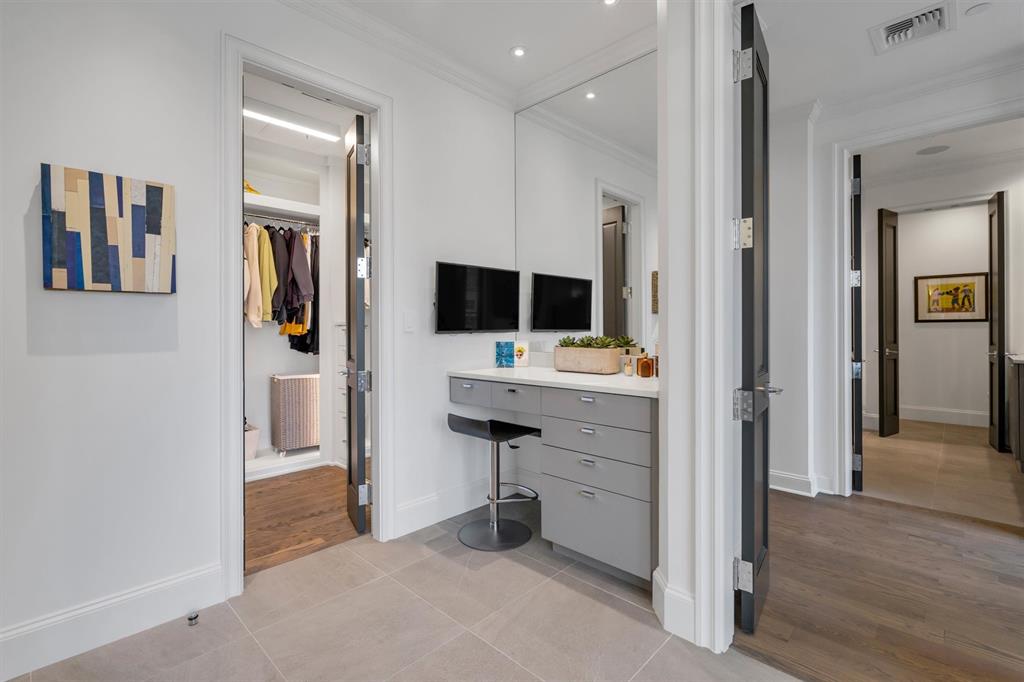 Residences Condo In Uptown - Residential