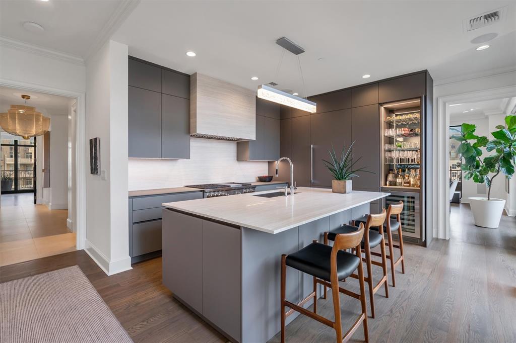 Residences Condo In Uptown - Residential