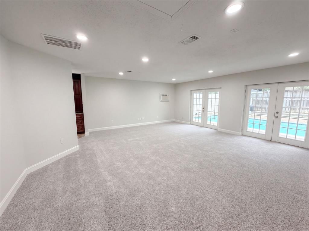 3911 White Settlement Road
