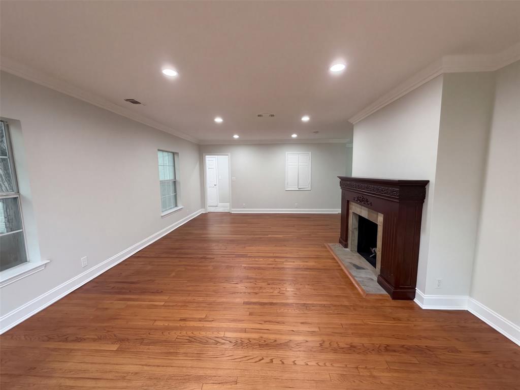 3911 White Settlement Road