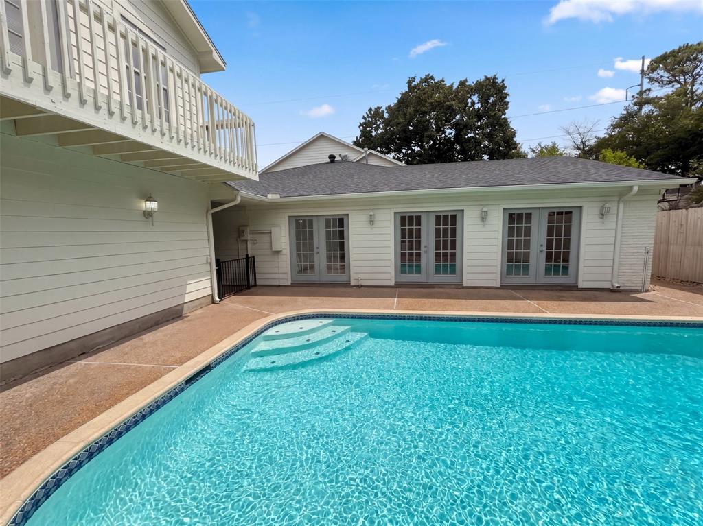 3911 White Settlement Road