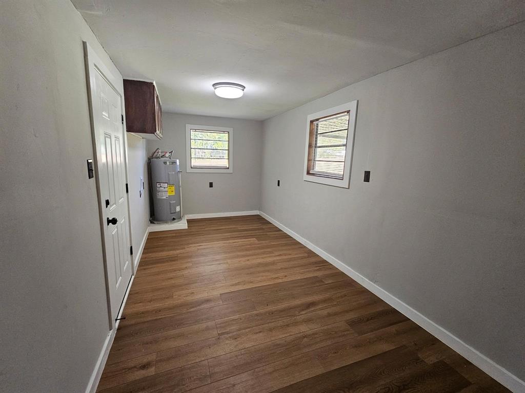 Murchison & Mcdonald By-Pass - Residential Lease