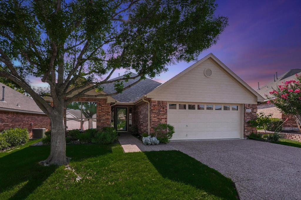 919 Cresthaven Drive 4