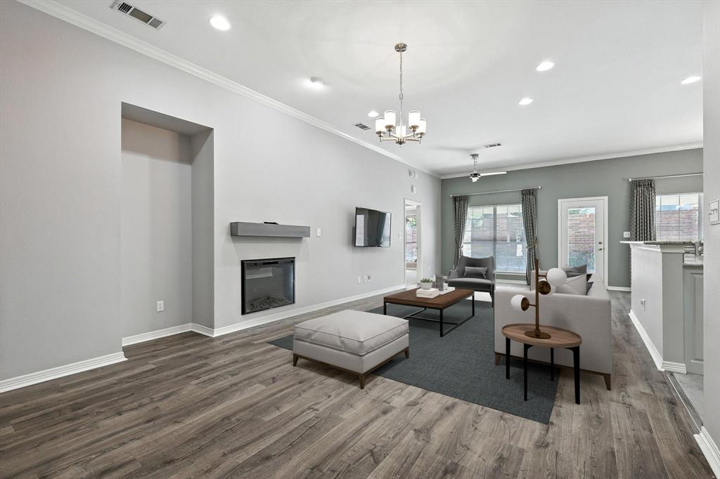919 Cresthaven Drive 4