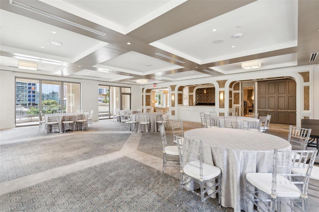 RESIDENCES @ STONELEIGH CONDOS - Residential