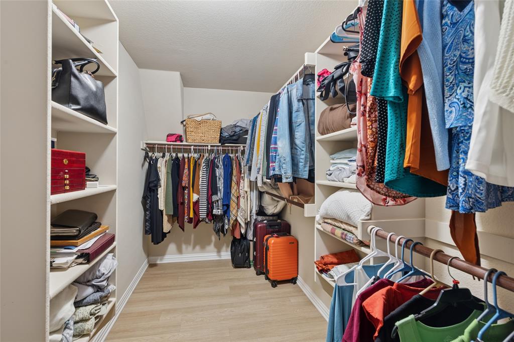 Burleson, Texas 76028, United States, 4 Bedrooms Bedrooms, ,2 BathroomsBathrooms,Residential,Active,169859