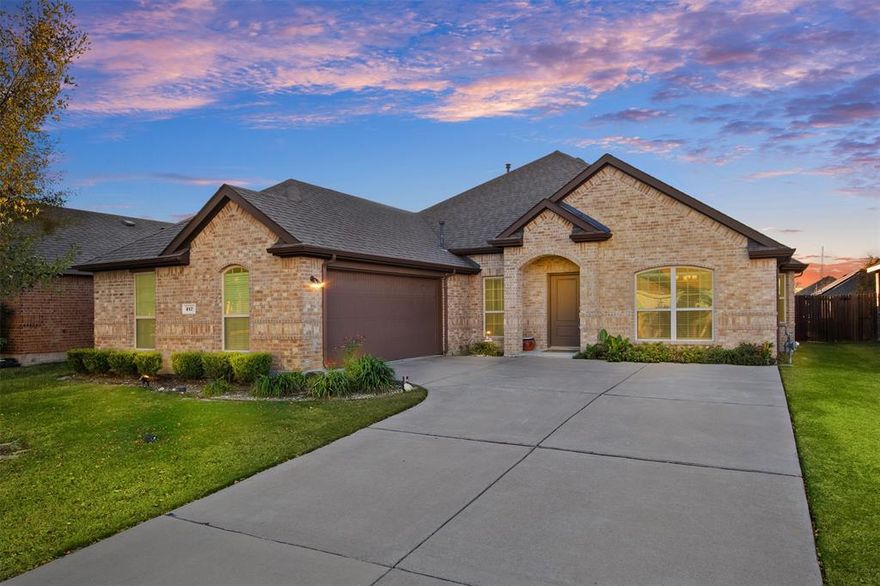 Step into comfort with this 2019 home, like-new 4-bedroom home in Camden Park, Red Oak. From the inviting foyer to the open living area, this home offers a warm, functional flow. The kitchen features granite countertops, a 5-burner gas stove, and both formal dining and a breakfast area for flexible living. The kitchen is the heartbeat of  every home and this one is posed and ready for the family meals and the entertaining and open to the living area.  The massive primary suite gives you the retreat you deserve, complete with a spacious walk-in closet and relaxing en suite bath.  How many shoes could you see in this fabulous sized primary closet? The fenced backyard is the perfect size—easy to care for yet great for outdoor enjoyment. Clean, bright, and move-in ready!