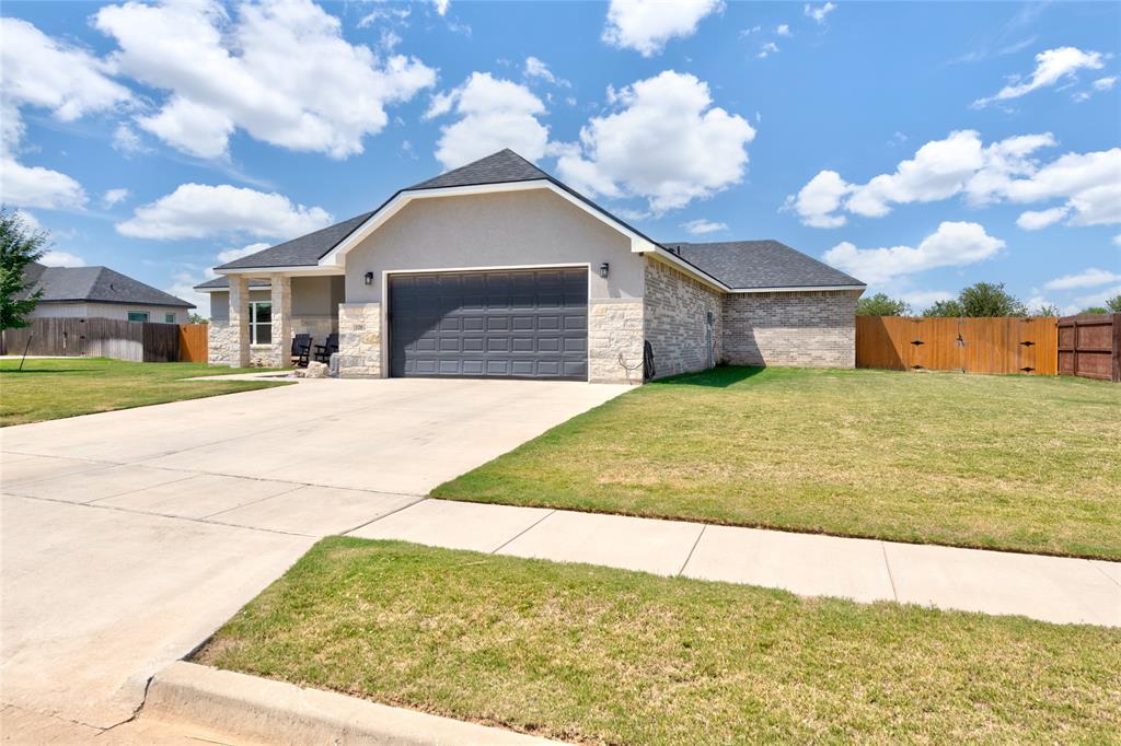 128 Hawker Lane