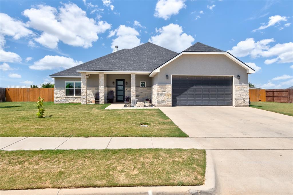 128 Hawker Lane