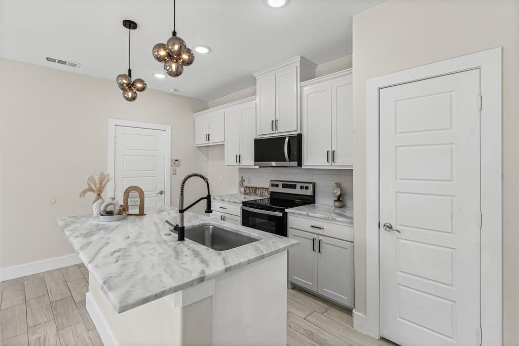 Canyon Creek - Residential