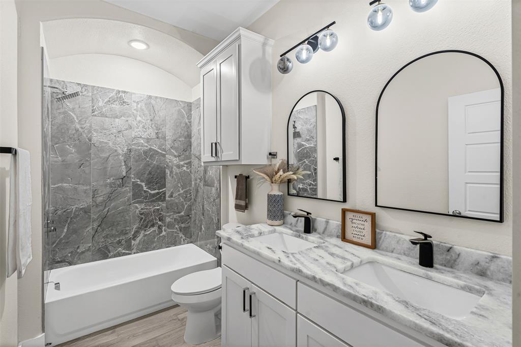 Canyon Creek - Residential