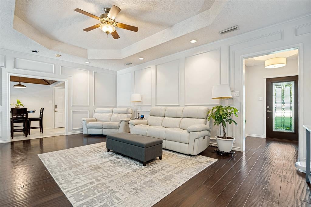 226 Oakwood Drive