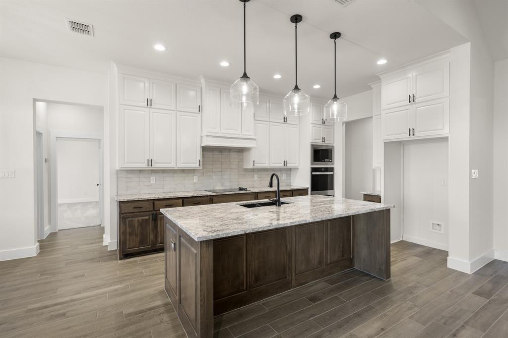 Green Prairie Country Estates - Residential