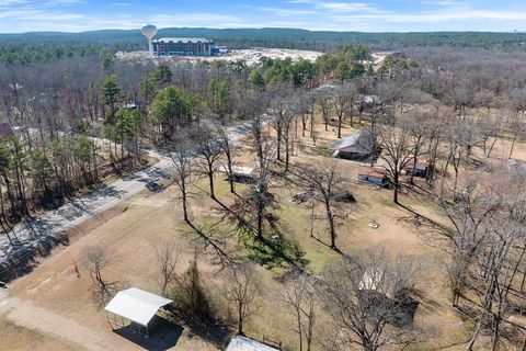 A home in Broken Bow