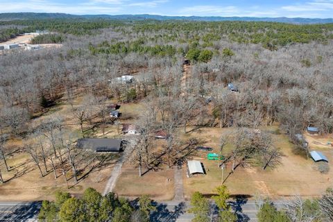 A home in Broken Bow