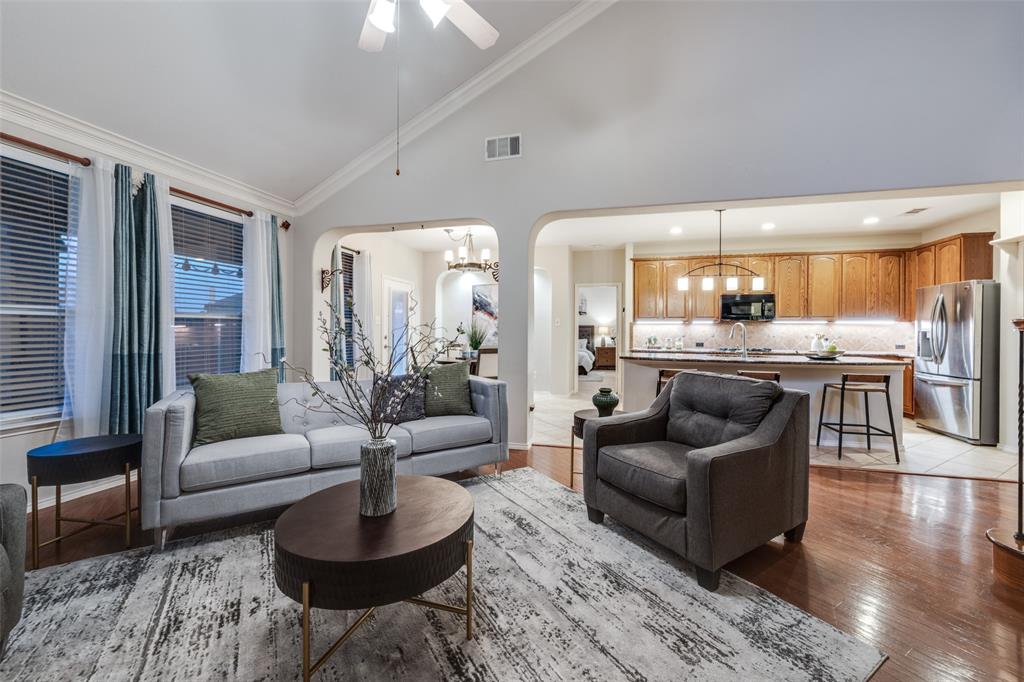 High Hawk At Martins Meadow - Residential