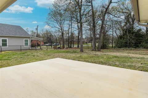 A home in Enchanted Oaks