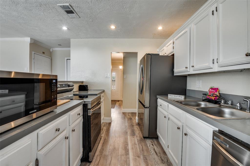 10222 Red Maple Drive