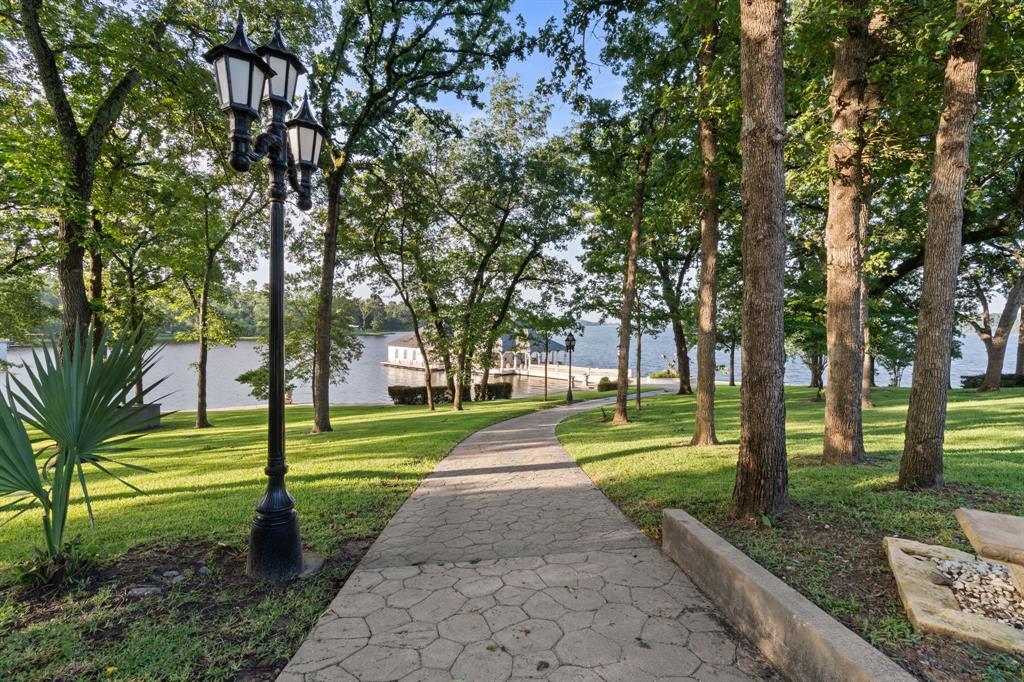 East Side Lake Tyler - Land