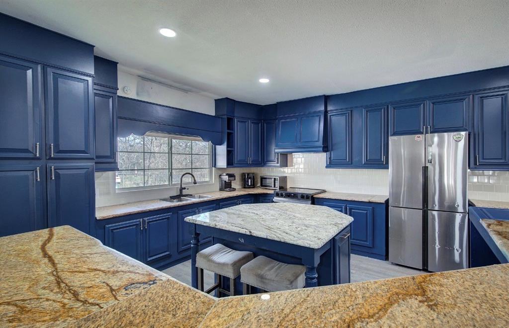 E Alvarado Surv Abs #4 - Residential