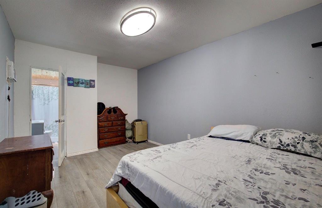 E Alvarado Surv Abs #4 - Residential