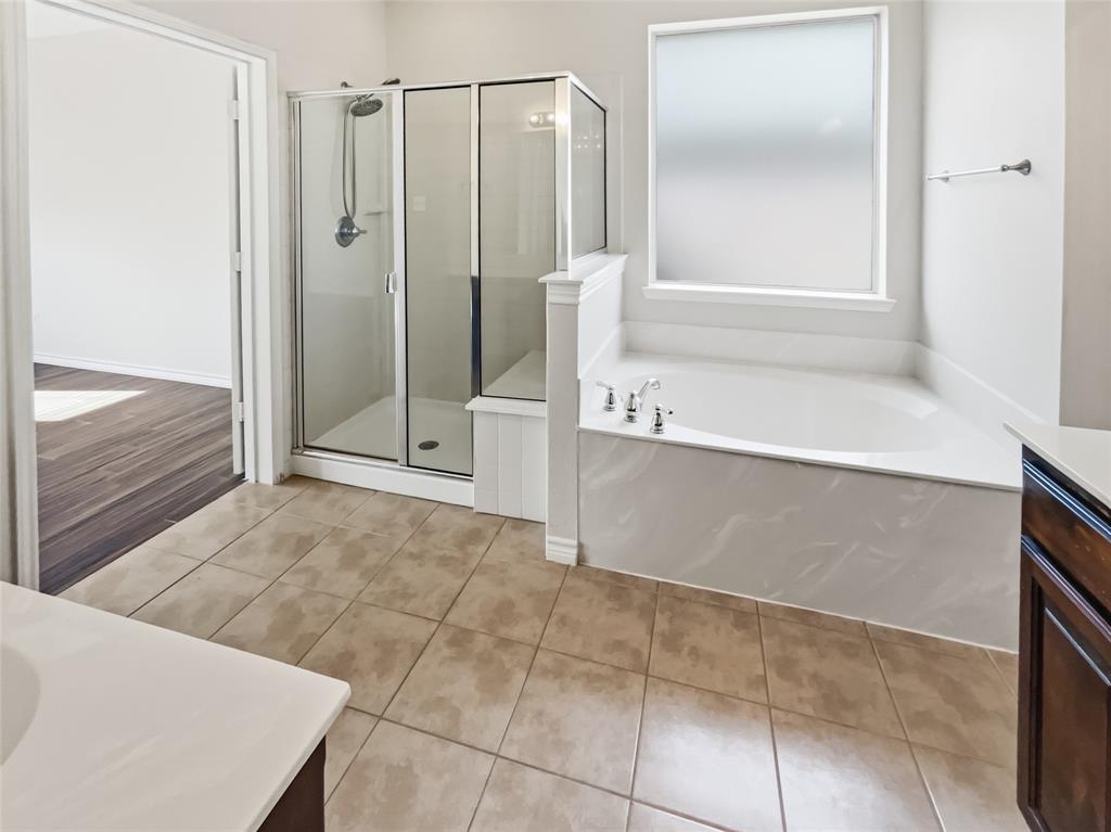 Mistletoe Hill Ph IV - Residential