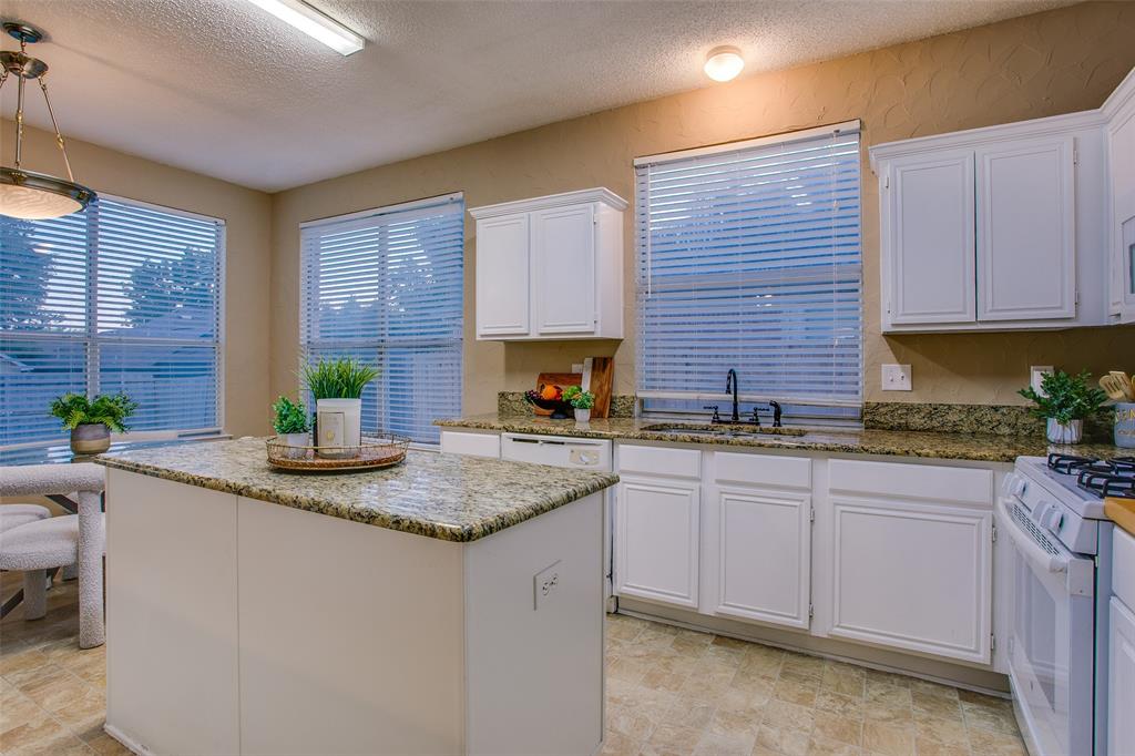 702 Turnstone Drive