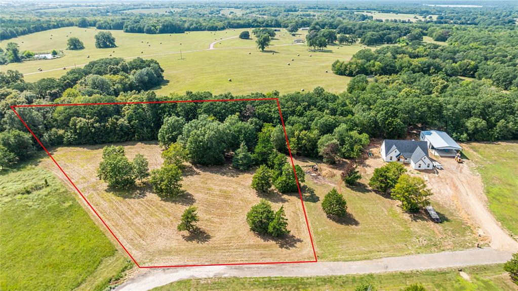 Lot 5 Cascades Blvd