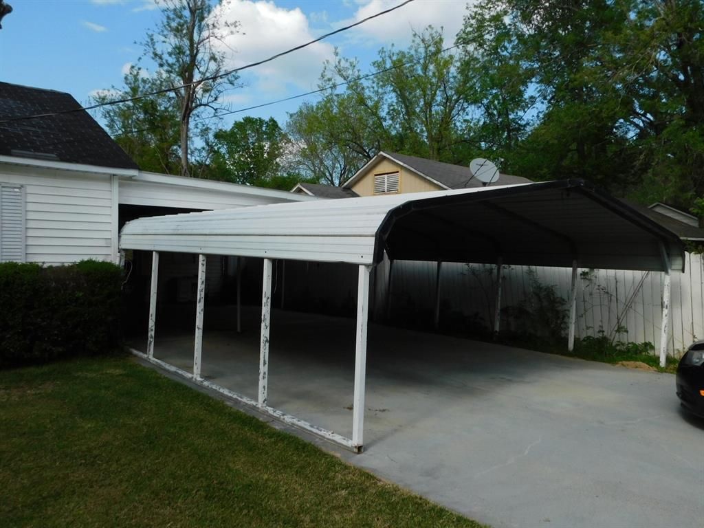 Photo of 507 E Spring Street, Taylor, AR 71861 (MLS # 21236770)