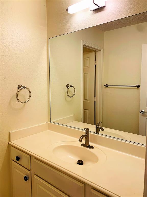 Custer Hill Estates Ph A - Residential Lease