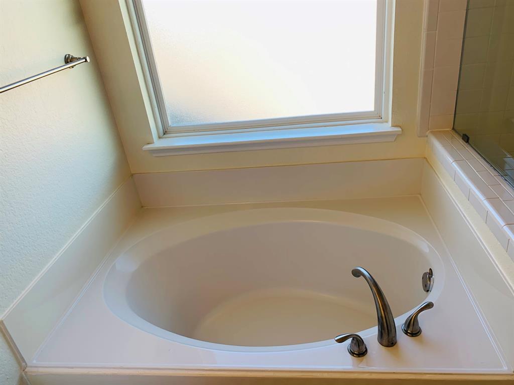 Custer Hill Estates Ph A - Residential Lease