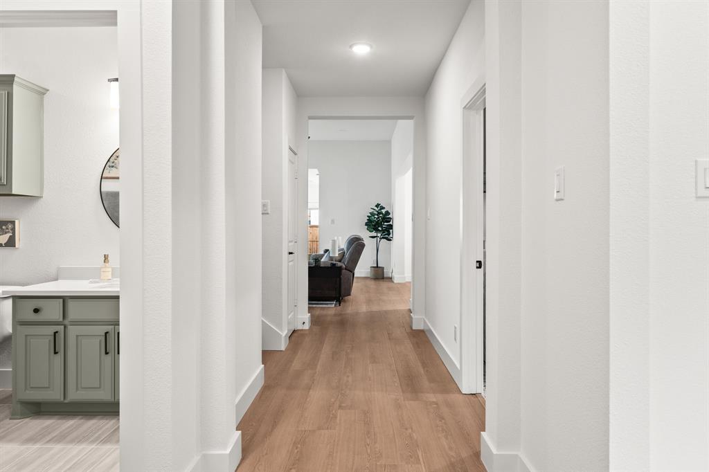 8201 Twin Creek Trail