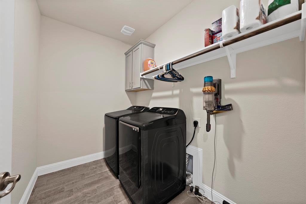 SILVERADO PHASE 7 - Residential