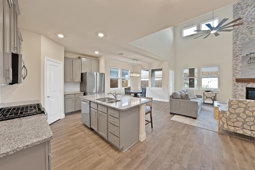 SILVERADO PHASE 7 - Residential