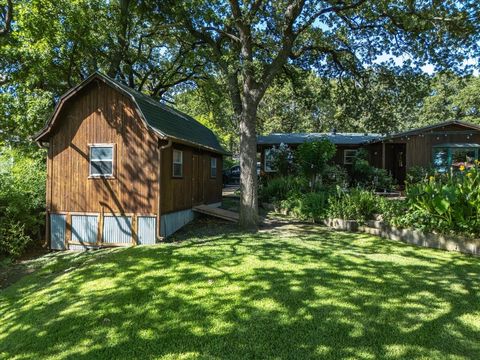 A home in Azle