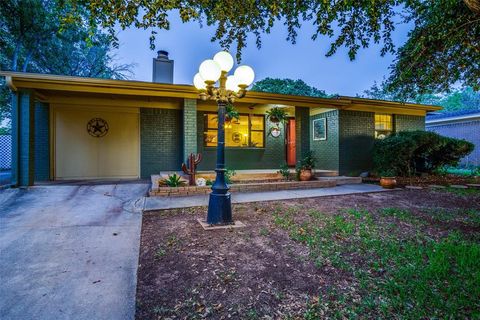 A home in Lake Worth